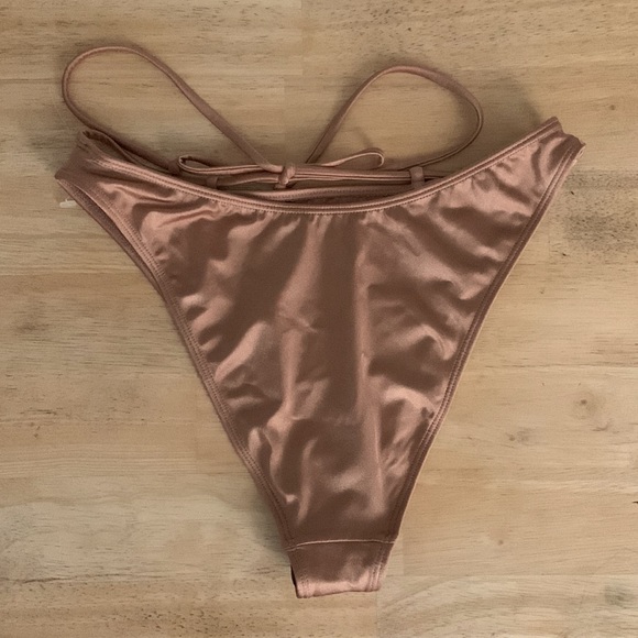 NWOT Storm Reid x Pacsun Caramel Kayla Tie Belt High Waisted Bikini Bottom - Picture 5 of 10